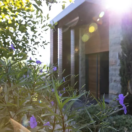 Mett & Semesteranläggning (resort) 5*